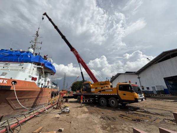 rental crane cisarua