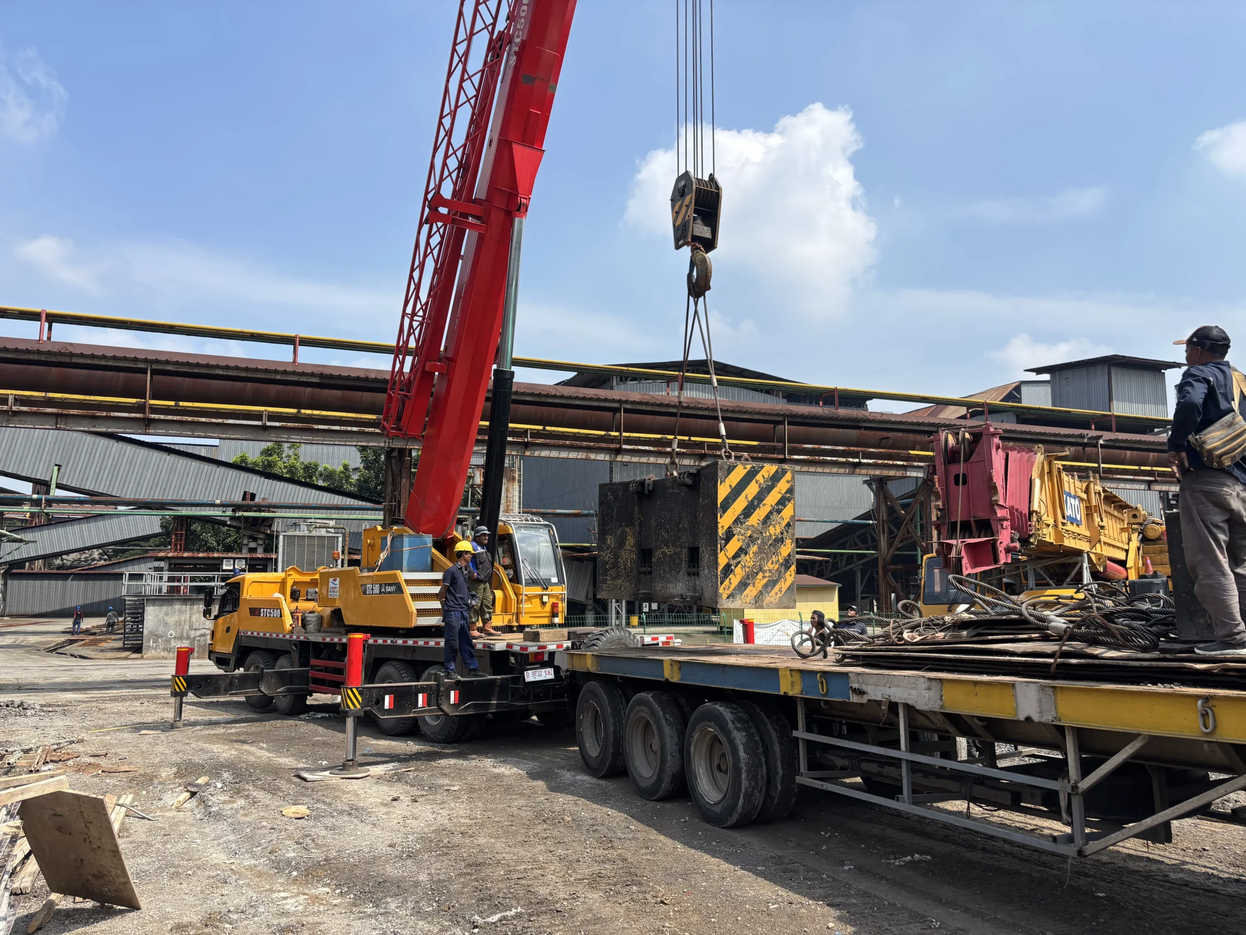 Rental Crane Cisarua